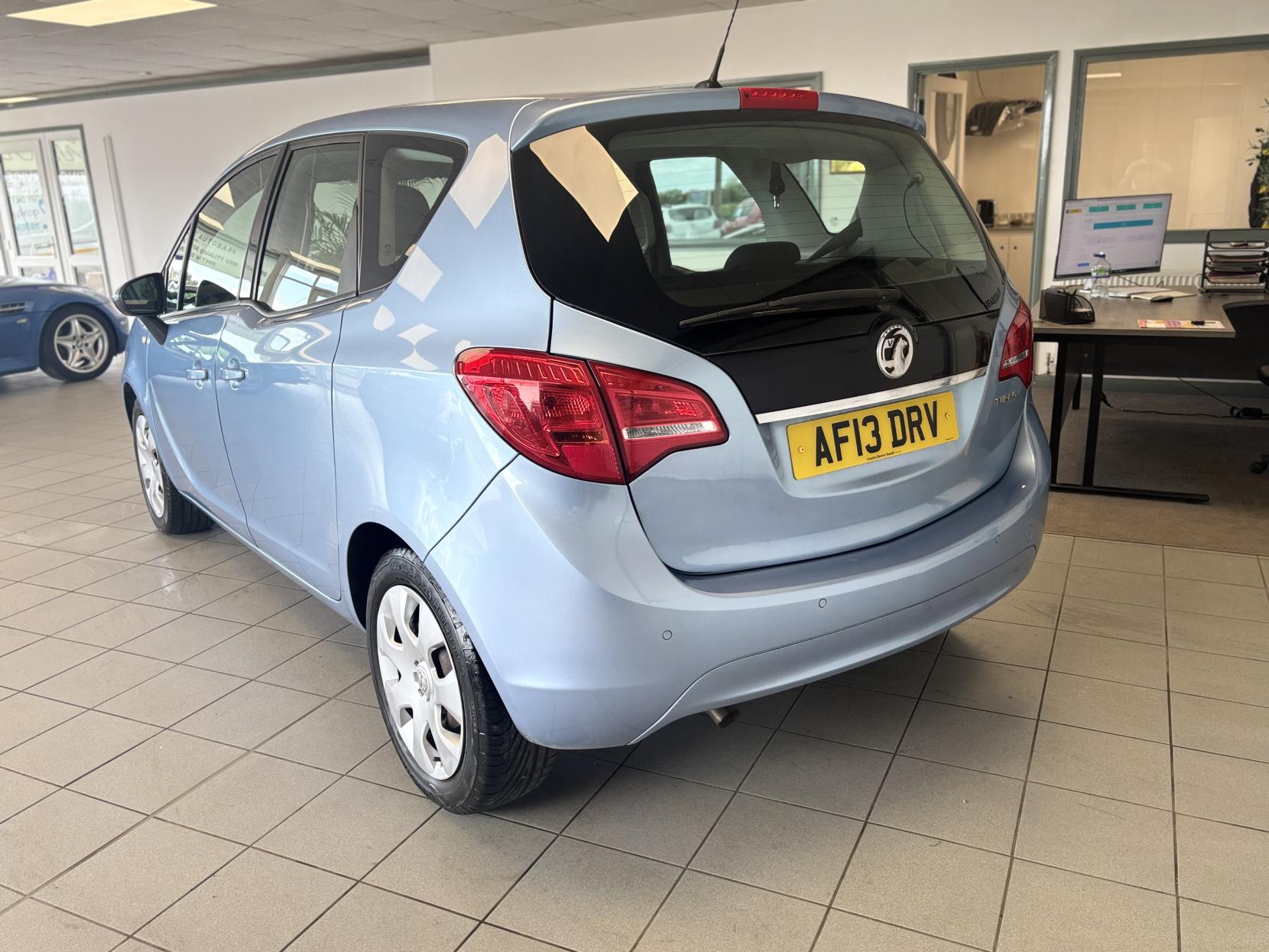 Vauxhall Meriva 1.4T 16V Exclusiv MPV 5dr Petrol Manual Euro 5 (120 ps)
