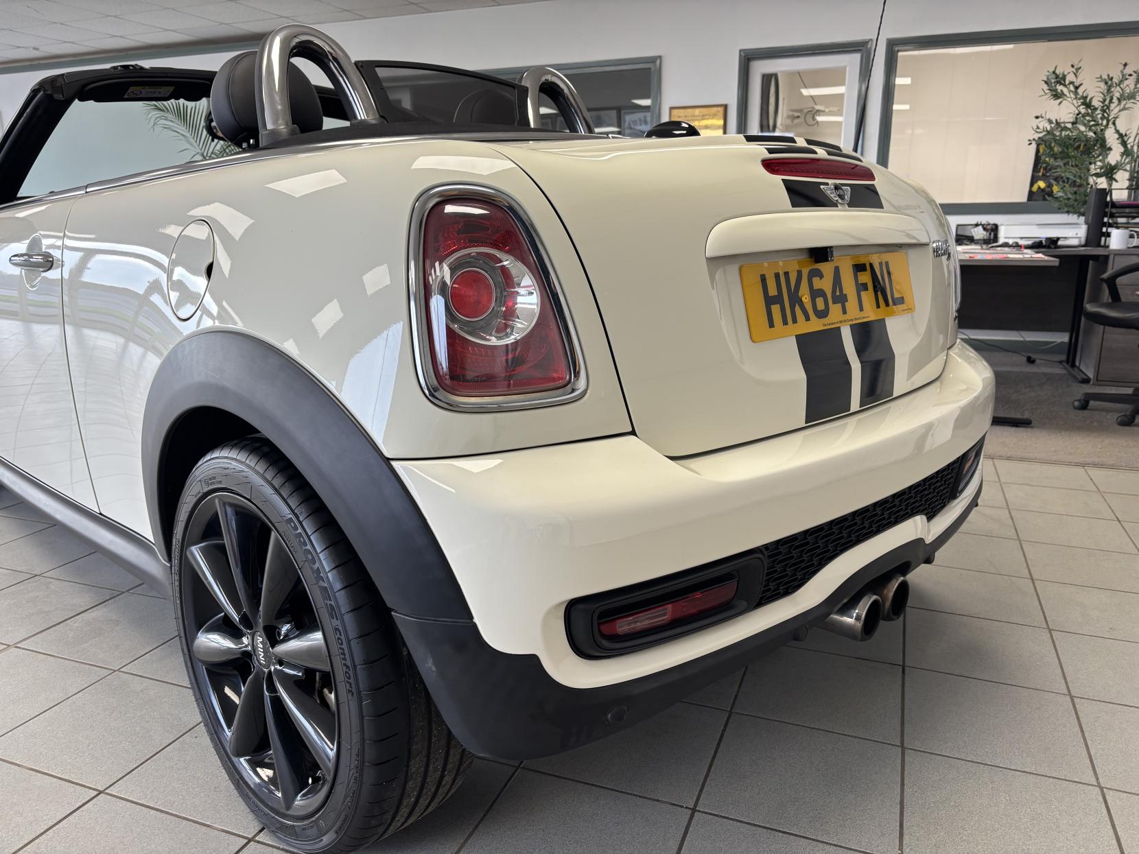 MINI Roadster 1.6 Cooper S Convertible 2dr Petrol Manual Euro 5 (s/s) (184 ps)