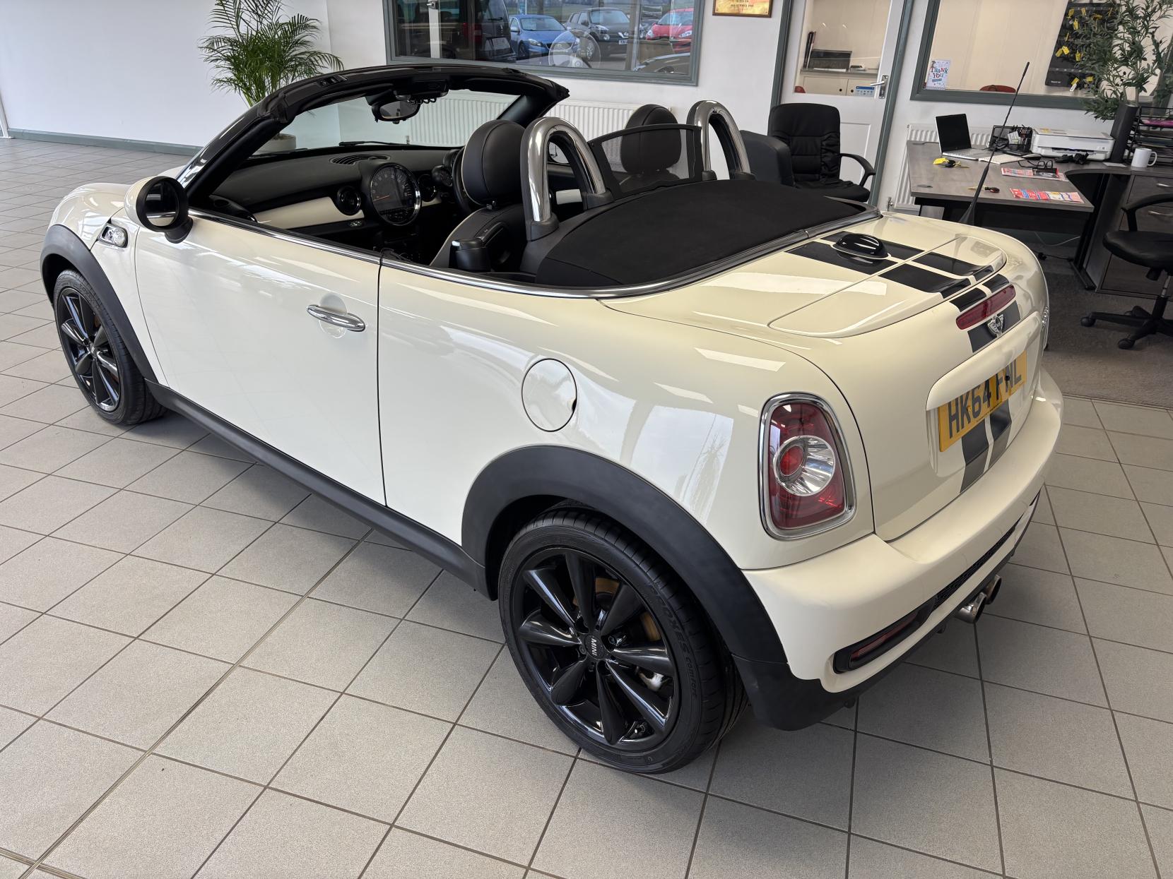 MINI Roadster 1.6 Cooper S Convertible 2dr Petrol Manual Euro 5 (s/s) (184 ps)