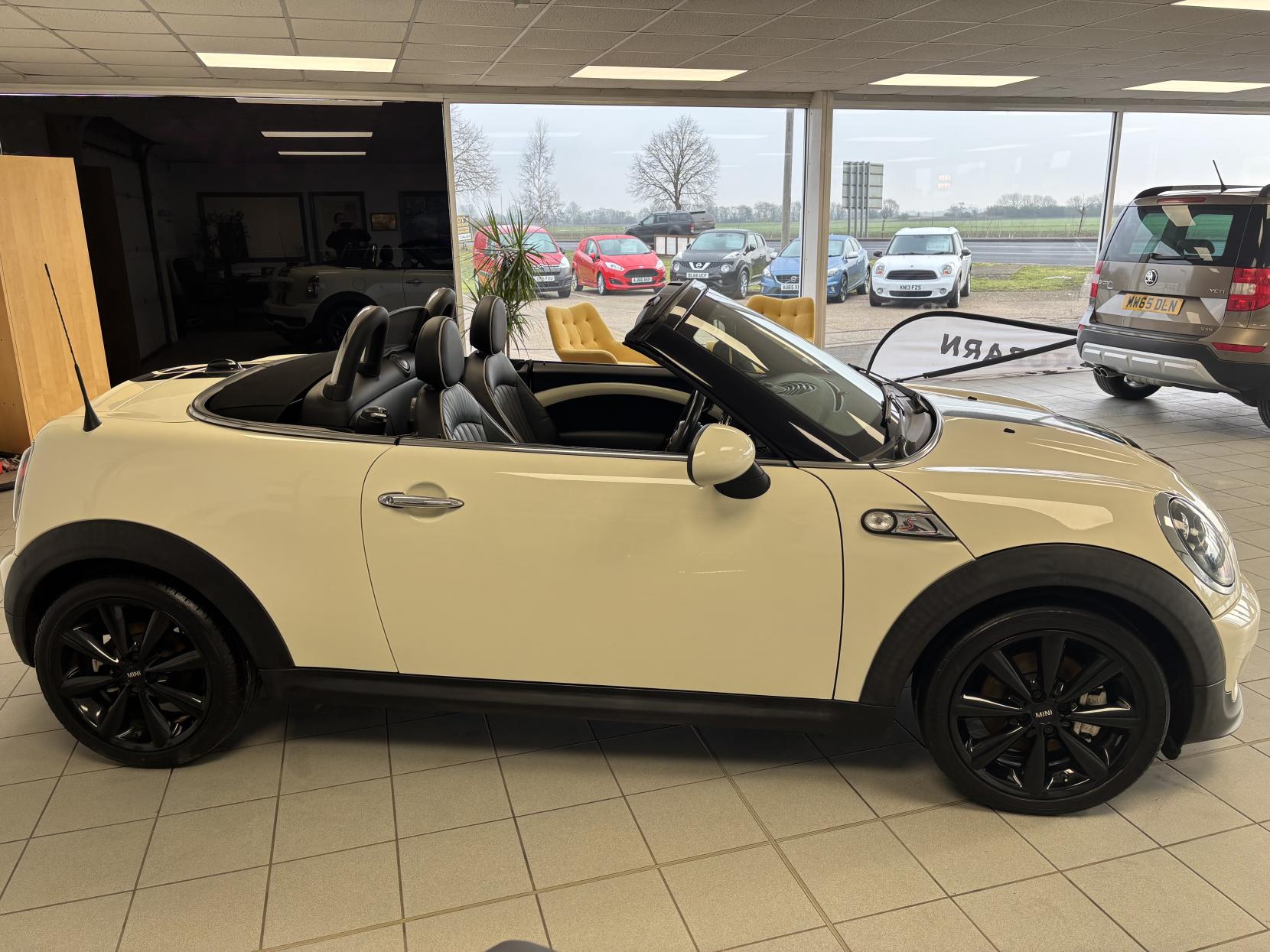 MINI Roadster 1.6 Cooper S Convertible 2dr Petrol Manual Euro 5 (s/s) (184 ps)