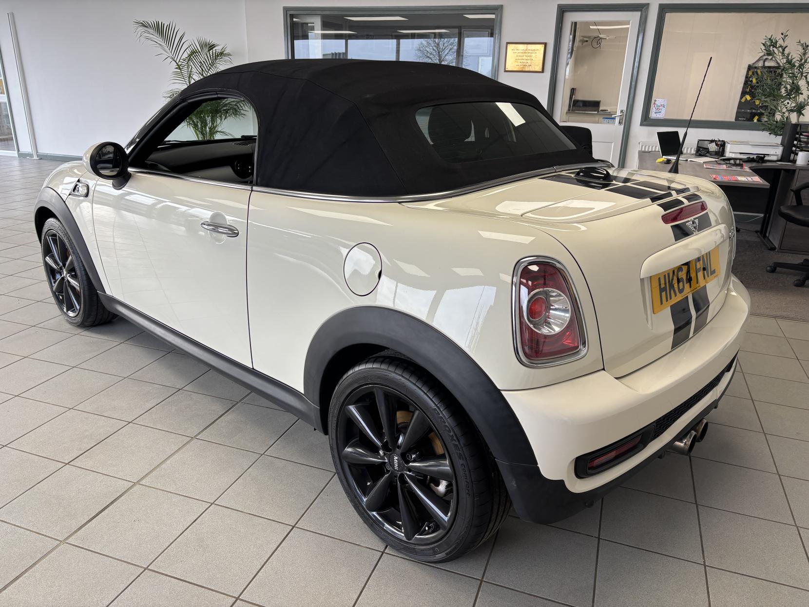 MINI Roadster 1.6 Cooper S Convertible 2dr Petrol Manual Euro 5 (s/s) (184 ps)