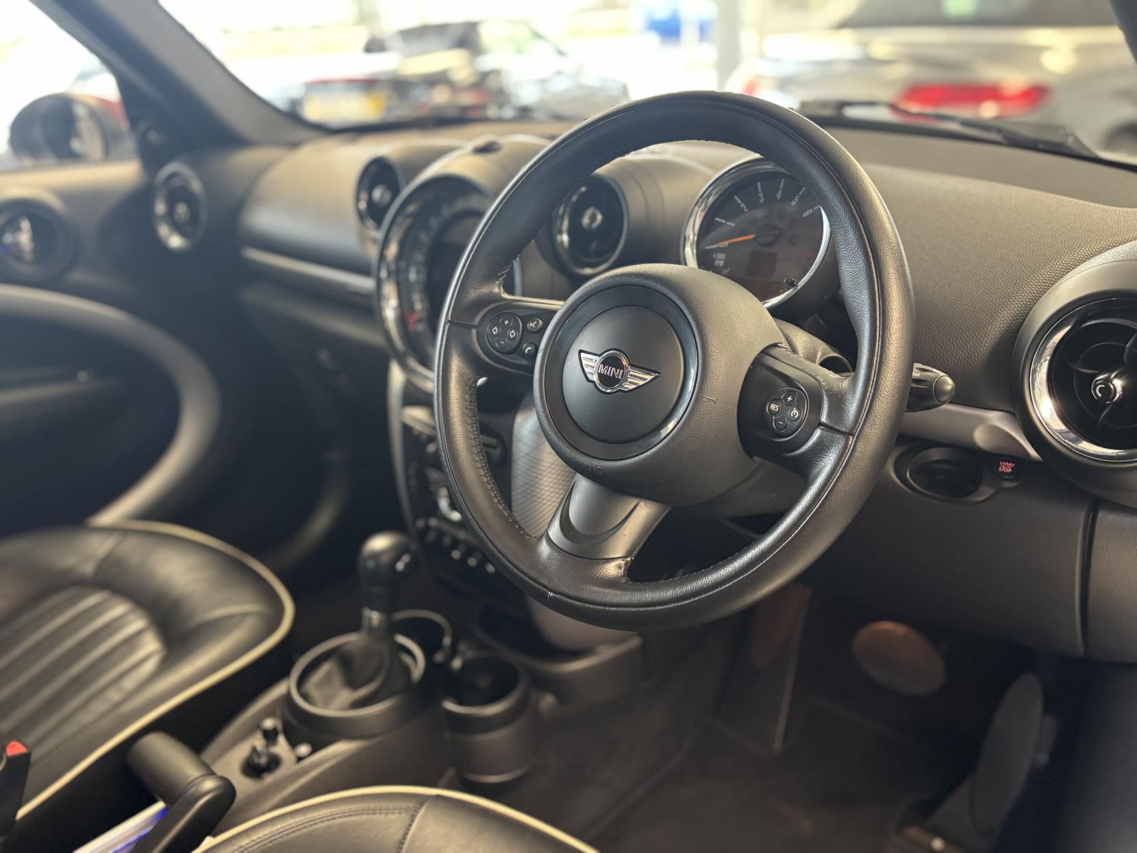 MINI Countryman 1.6 Cooper Park Lane SUV 5dr Petrol Auto ALL4 Euro 6 (122 ps)