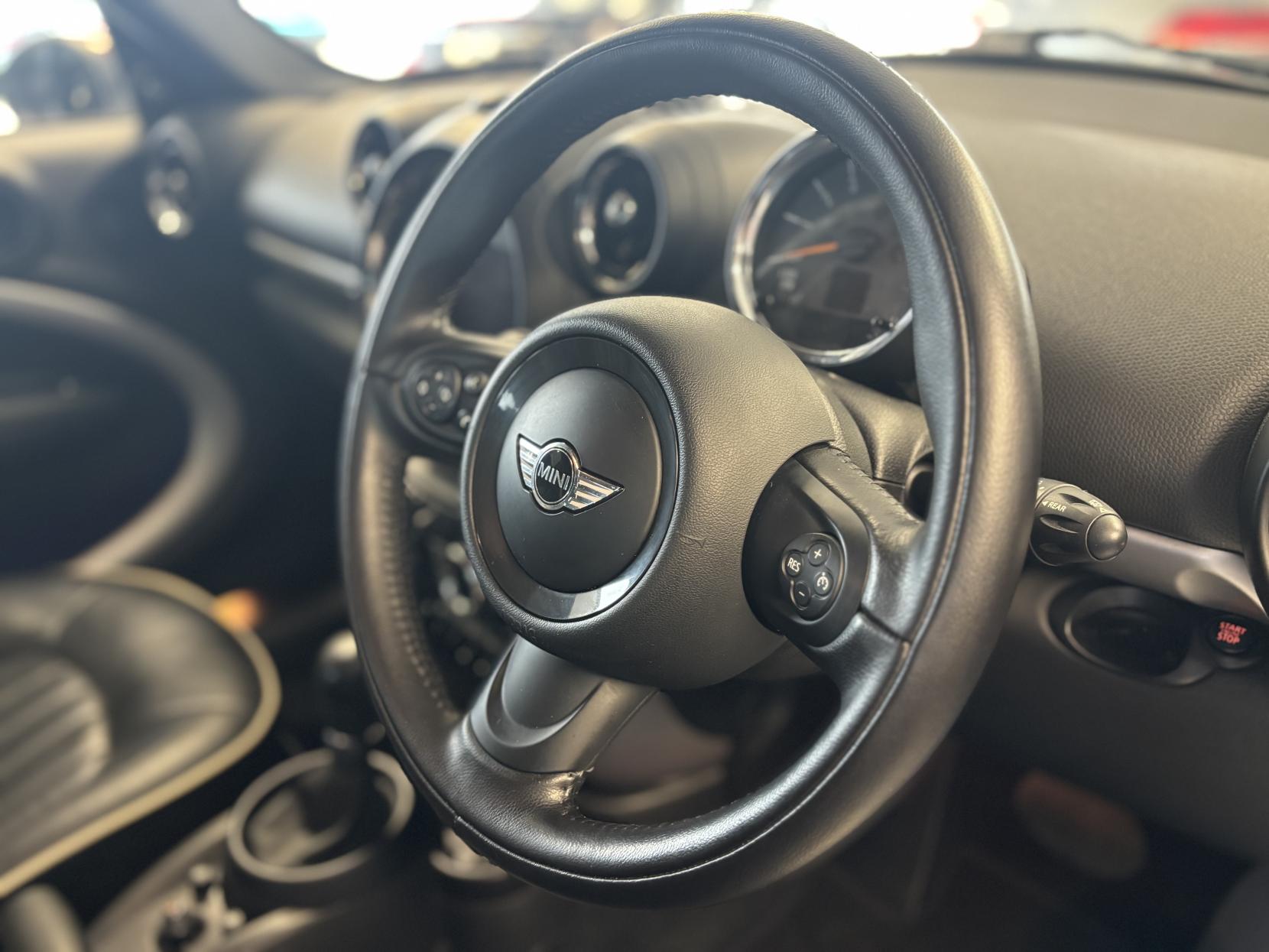 MINI Countryman 1.6 Cooper Park Lane SUV 5dr Petrol Auto ALL4 Euro 6 (122 ps)