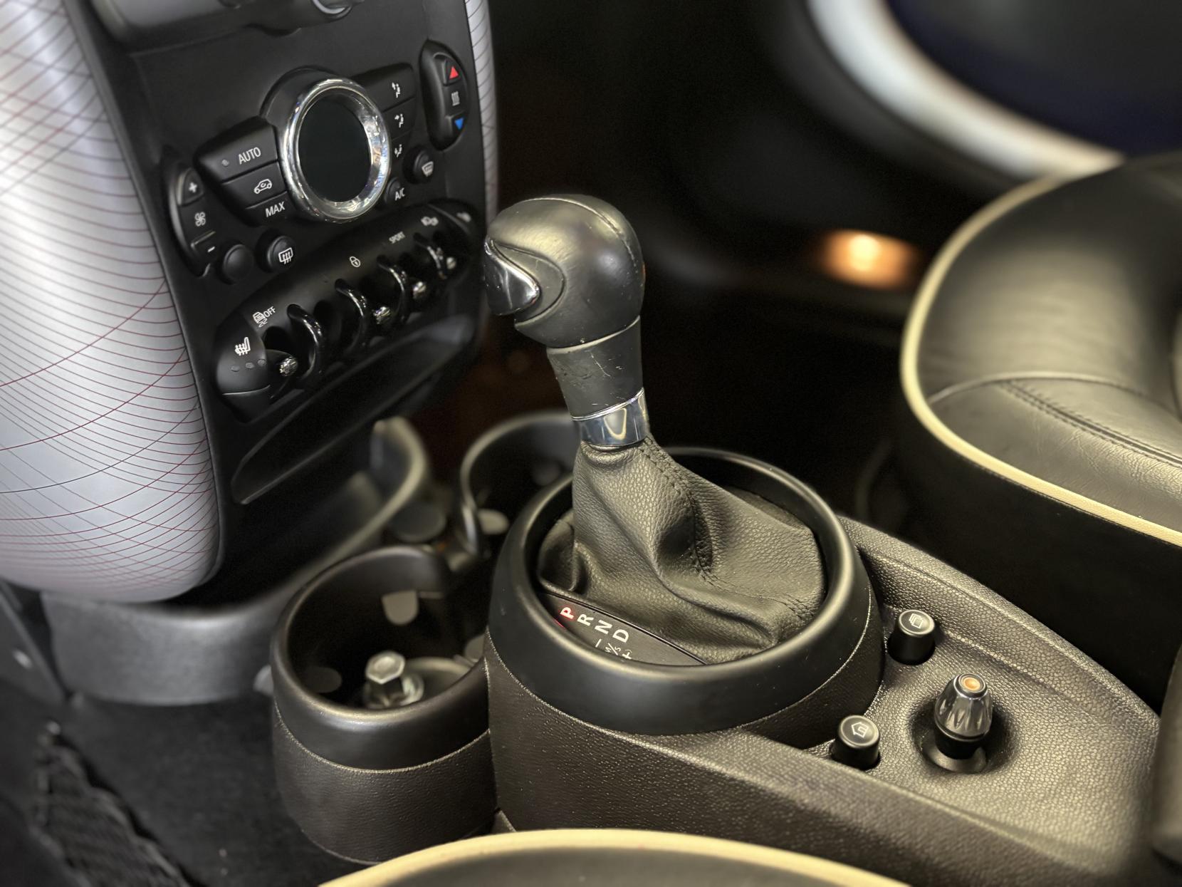 MINI Countryman 1.6 Cooper Park Lane SUV 5dr Petrol Auto ALL4 Euro 6 (122 ps)