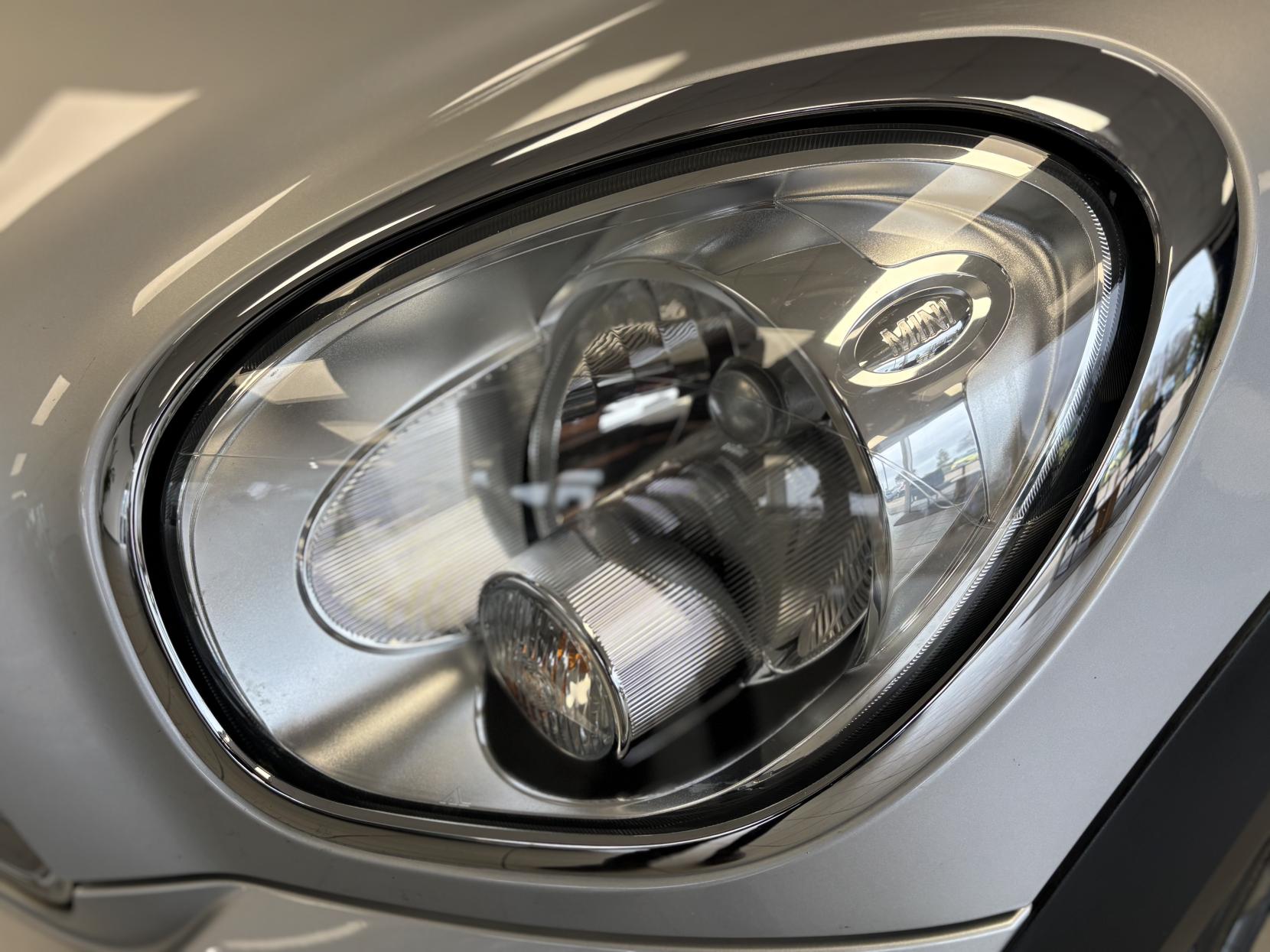 MINI Countryman 1.6 Cooper Park Lane SUV 5dr Petrol Auto ALL4 Euro 6 (122 ps)