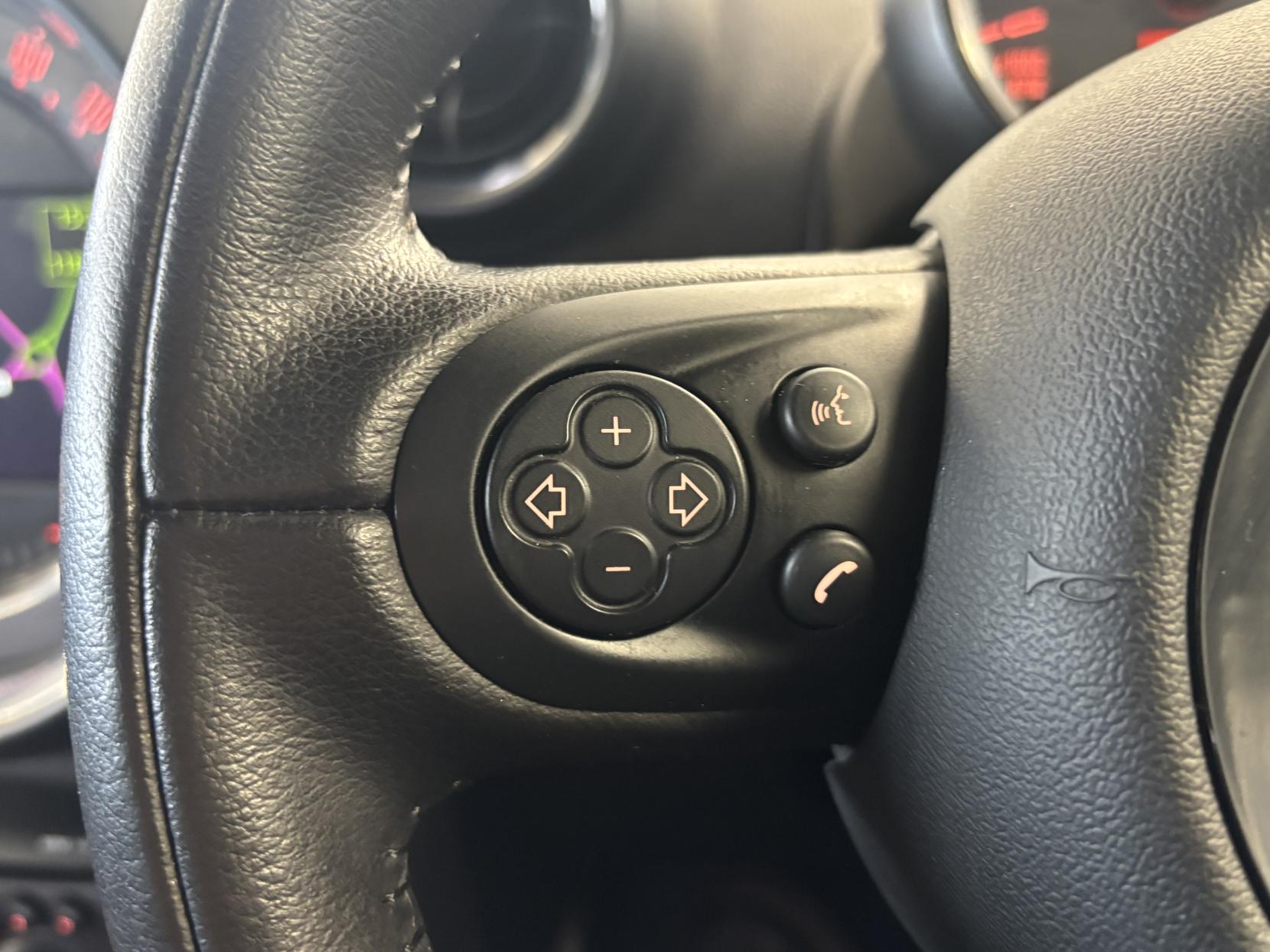 MINI Countryman 1.6 Cooper Park Lane SUV 5dr Petrol Auto ALL4 Euro 6 (122 ps)