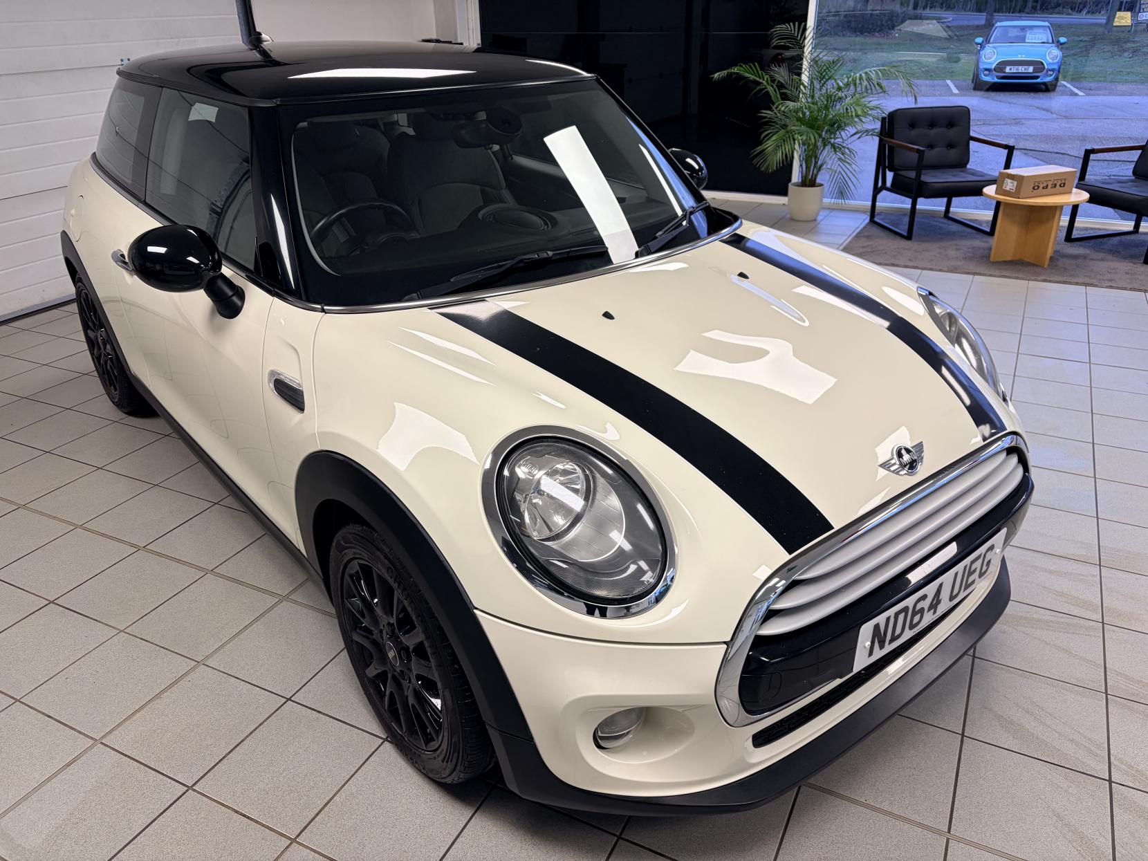 MINI Hatch 1.5 Cooper D Hatchback 3dr Diesel Manual Euro 6 (s/s) (116 ps)
