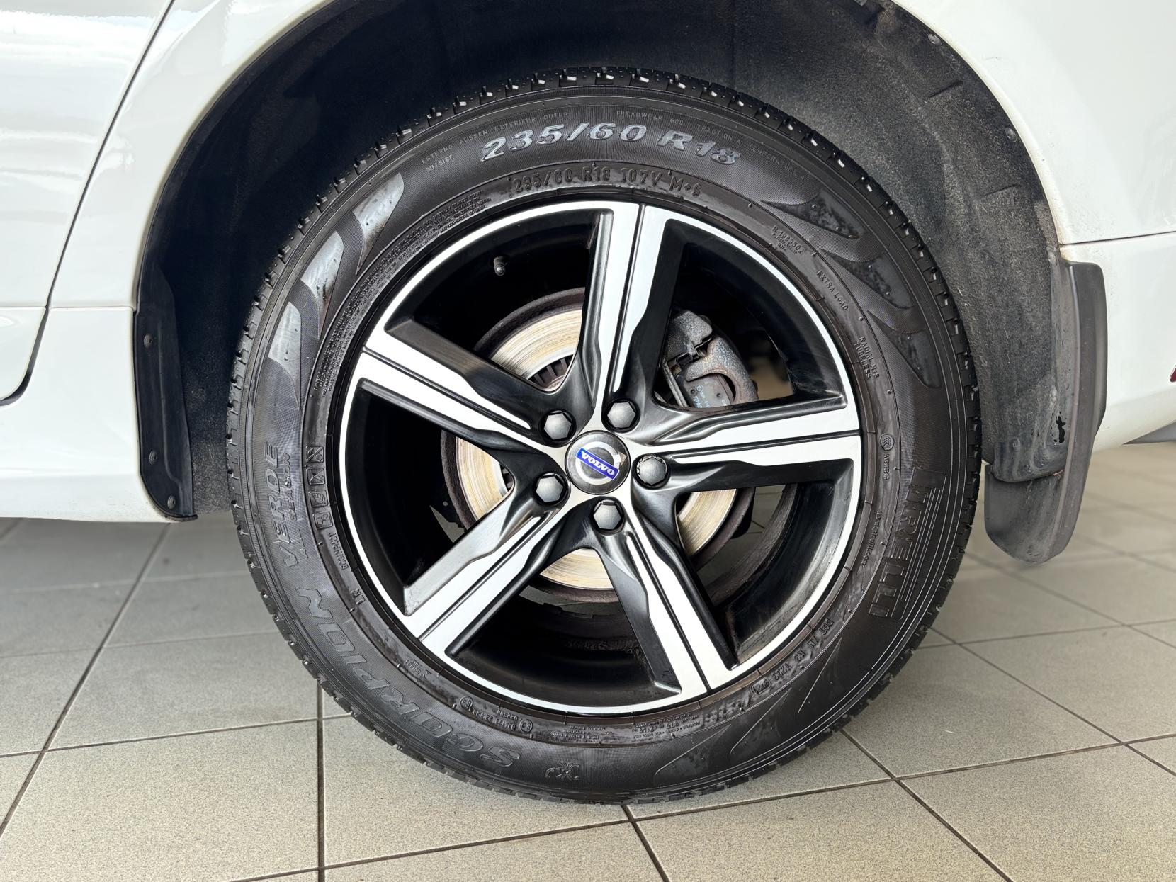 Volvo XC60 2.0 D4 R-Design Lux Nav SUV 5dr Diesel Manual Euro 6 (s/s) (190 ps)