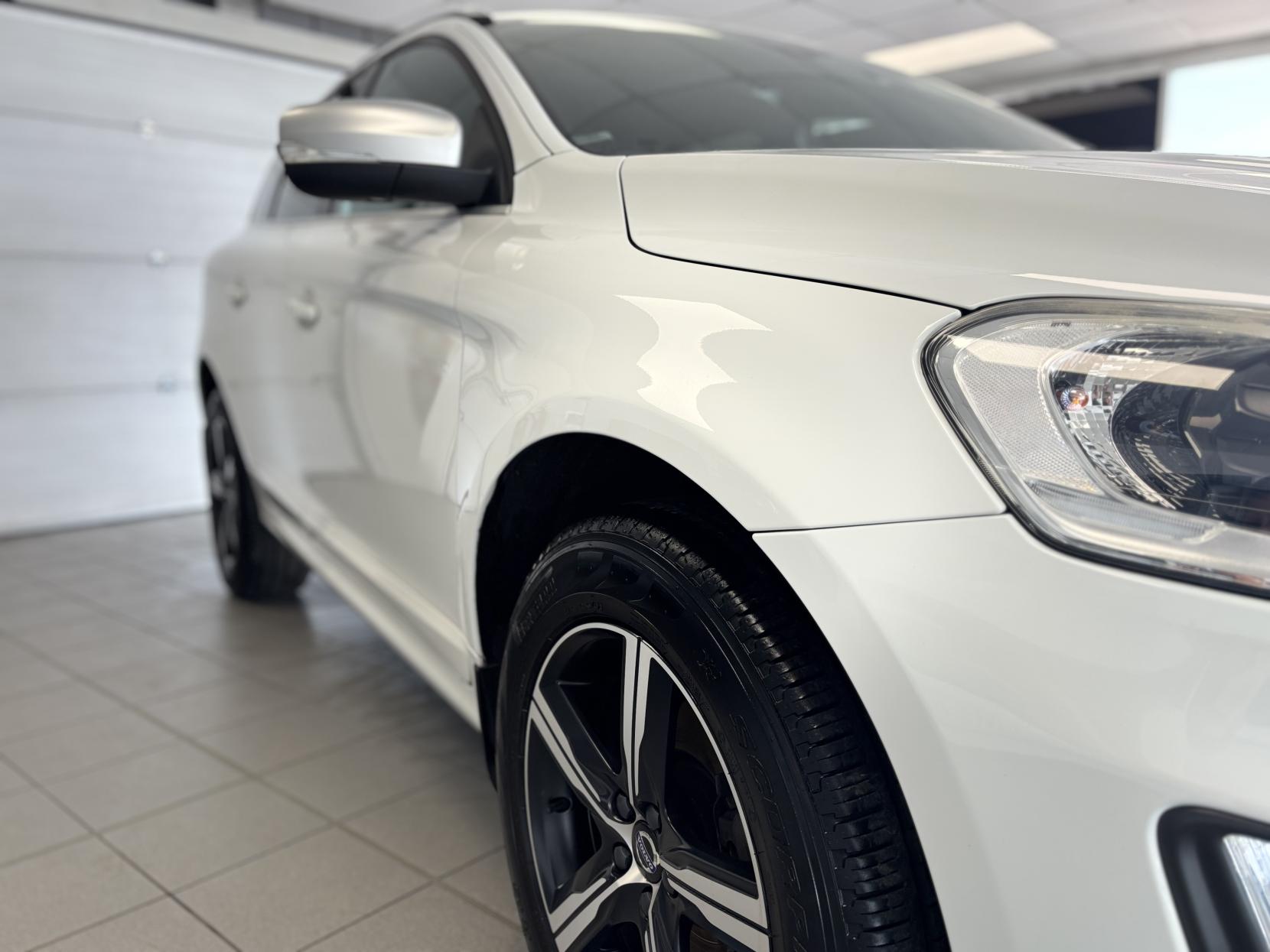 Volvo XC60 2.0 D4 R-Design Lux Nav SUV 5dr Diesel Manual Euro 6 (s/s) (190 ps)