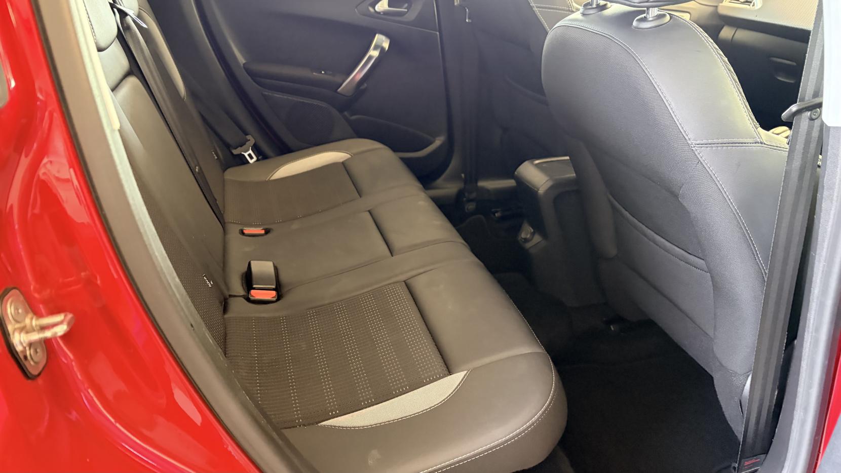 Peugeot 2008 1.2 PureTech Allure SUV 5dr Petrol Manual Euro 6 (s/s) (110 ps)