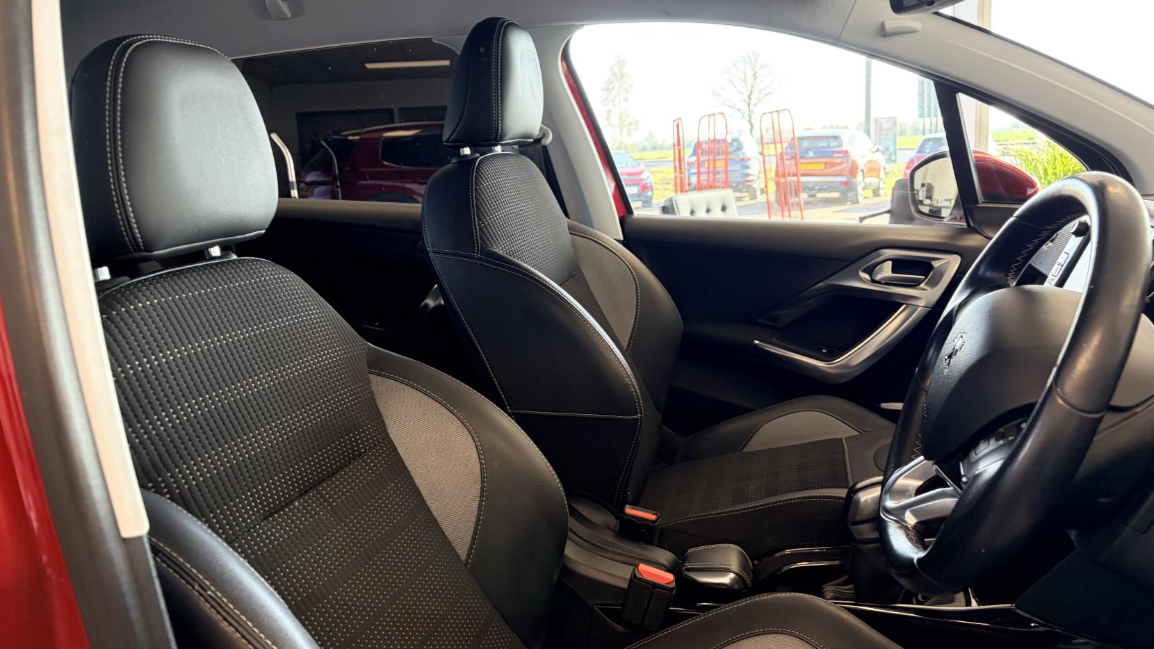 Peugeot 2008 1.2 PureTech Allure SUV 5dr Petrol Manual Euro 6 (s/s) (110 ps)