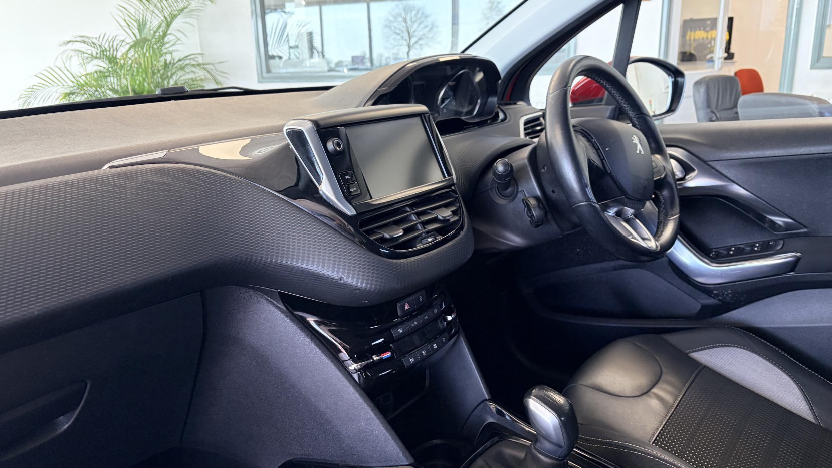 Peugeot 2008 1.2 PureTech Allure SUV 5dr Petrol Manual Euro 6 (s/s) (110 ps)