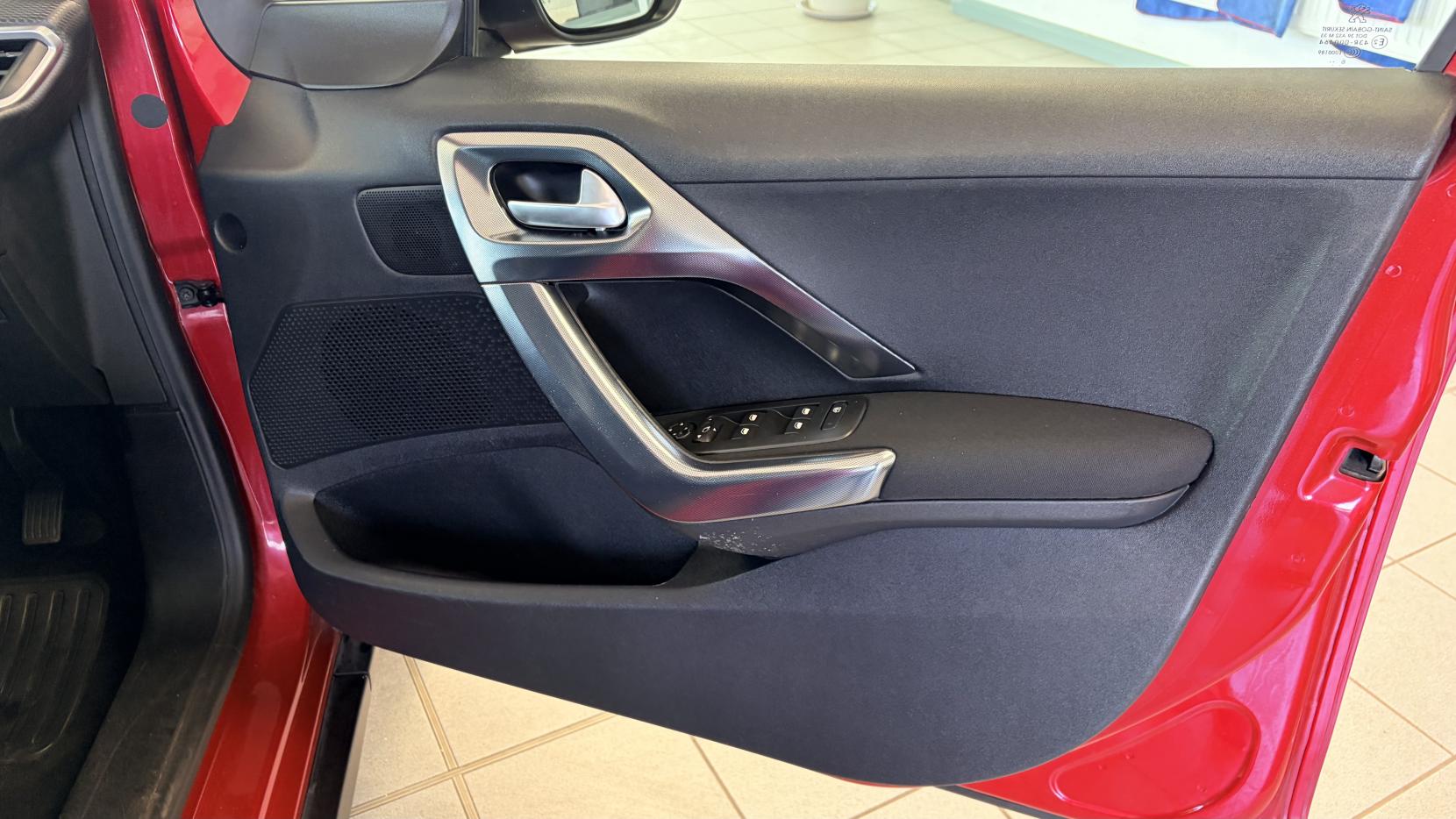 Peugeot 2008 1.2 PureTech Allure SUV 5dr Petrol Manual Euro 6 (s/s) (110 ps)