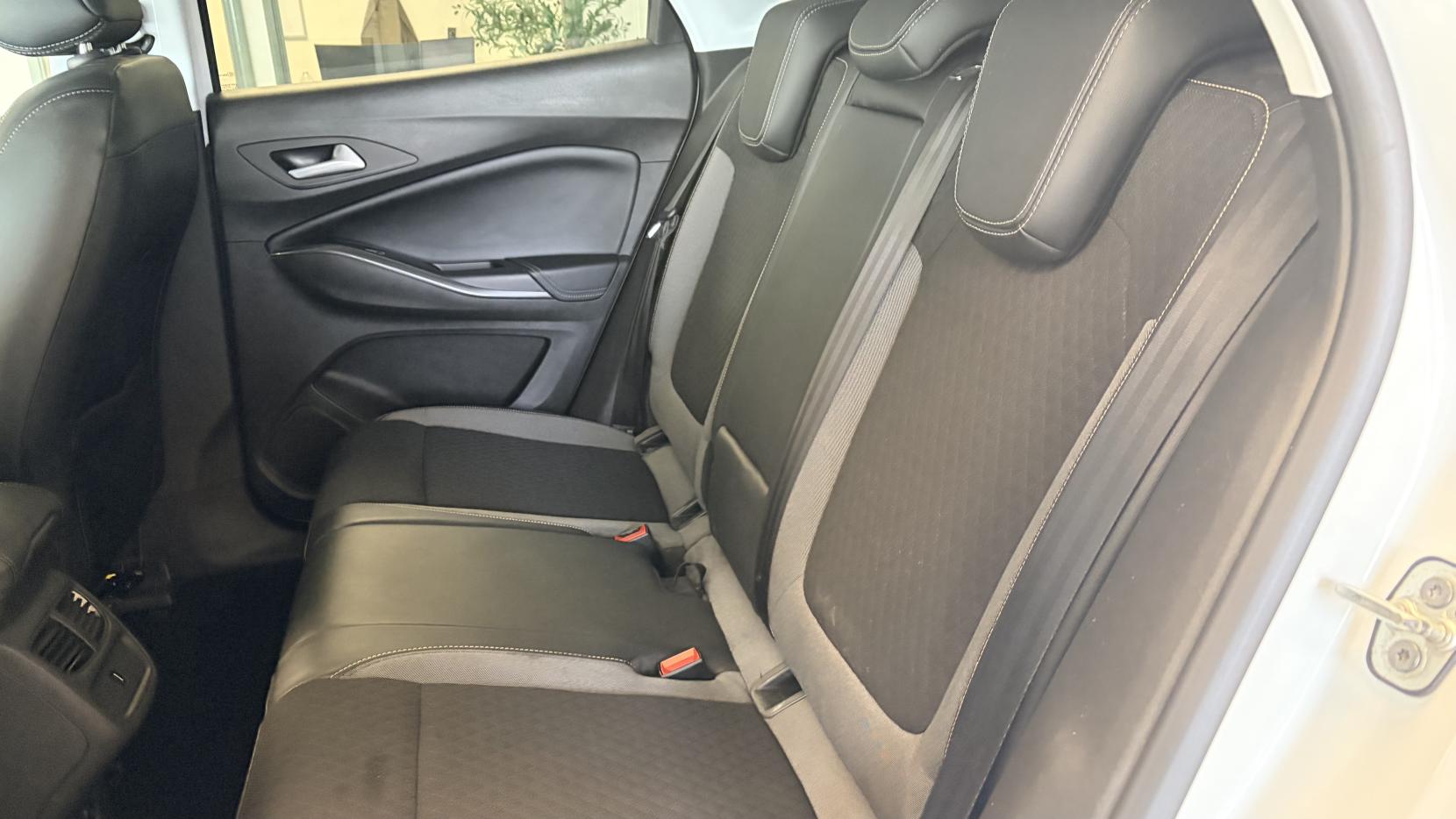 Vauxhall Grandland X 1.2 Turbo Griffin SUV 5dr Petrol Manual Euro 6 (s/s) (130 ps)