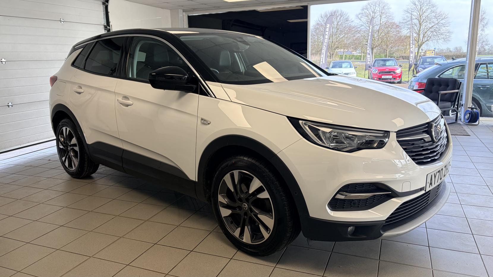 Vauxhall Grandland X 1.2 Turbo Griffin SUV 5dr Petrol Manual Euro 6 (s/s) (130 ps)