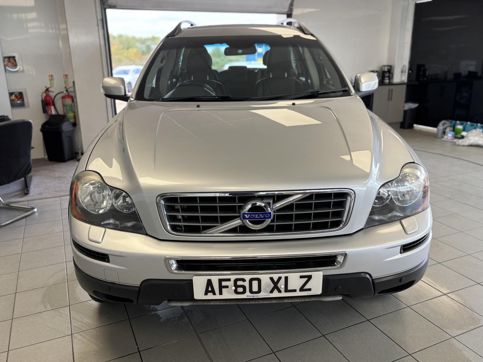 Volvo XC90 2.4 D5 SE SUV 5dr Diesel Geartronic AWD (224 g/km, 182 bhp)