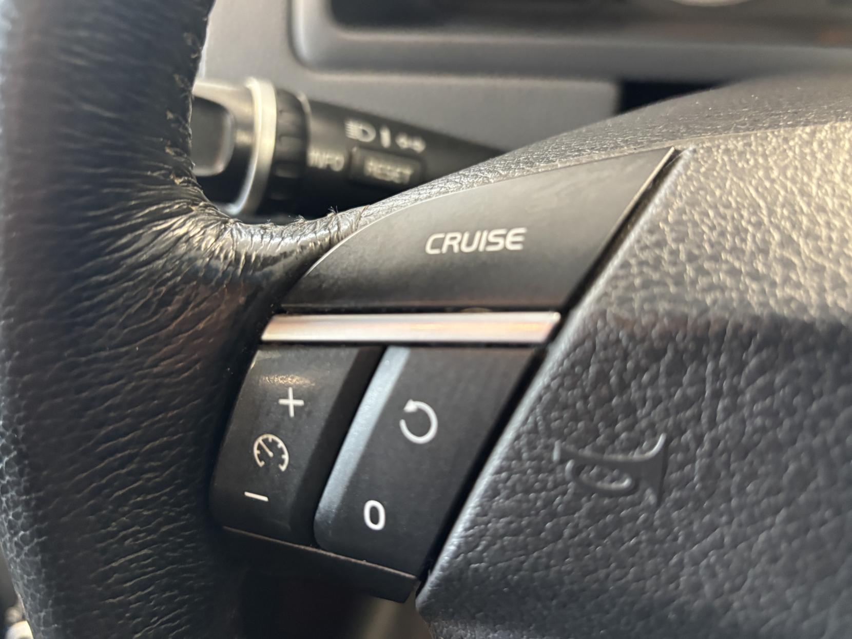 Volvo XC90 2.4 D5 SE SUV 5dr Diesel Geartronic AWD (224 g/km, 182 bhp)