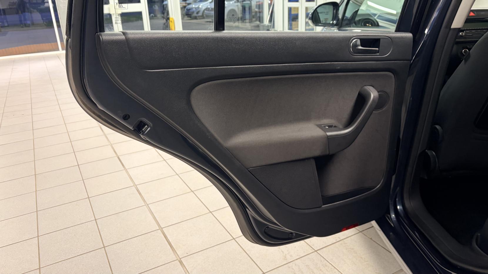 Volkswagen Golf Plus 1.4 TSI SE Hatchback 5dr Petrol DSG Euro 5 (122 ps)