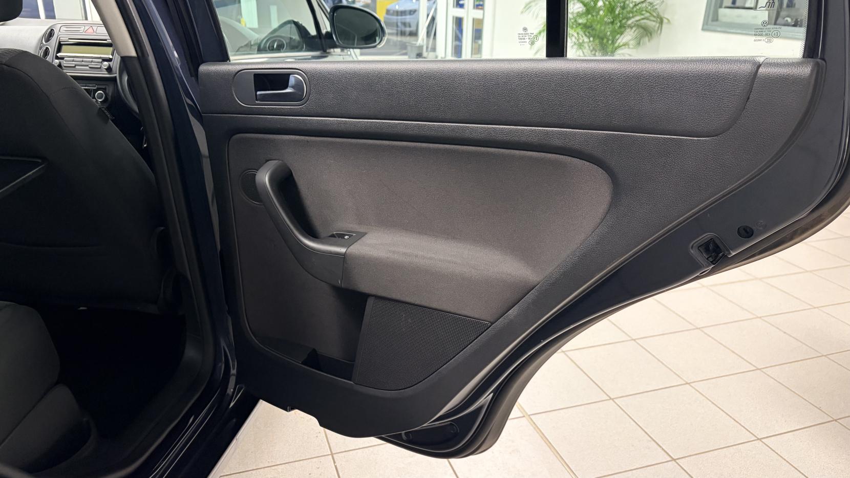 Volkswagen Golf Plus 1.4 TSI SE Hatchback 5dr Petrol DSG Euro 5 (122 ps)