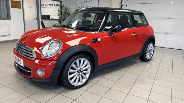 MINI Hatch 1.6 Cooper D Hatchback 3dr Diesel Manual Euro 5 (s/s) (112 ps)
