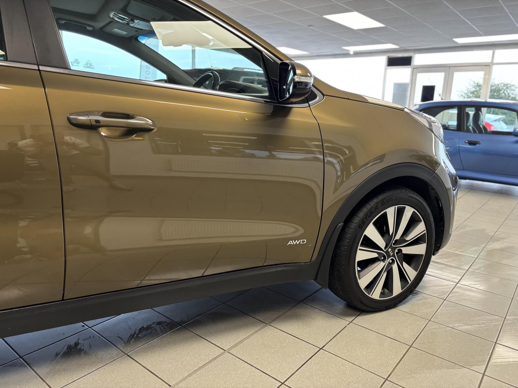 Kia Sportage 2.0 CRDi KX-4 SUV 5dr Diesel Manual AWD Euro 6 (182 bhp)