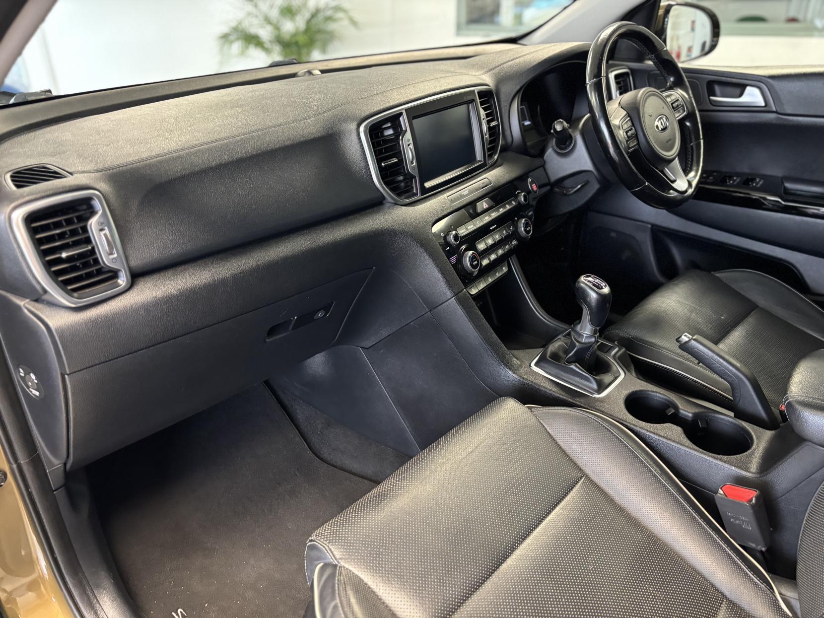 Kia Sportage 2.0 CRDi KX-4 SUV 5dr Diesel Manual AWD Euro 6 (182 bhp)