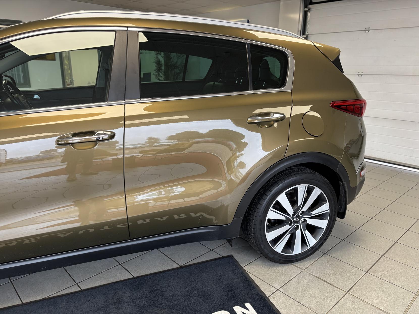 Kia Sportage 2.0 CRDi KX-4 SUV 5dr Diesel Manual AWD Euro 6 (182 bhp)