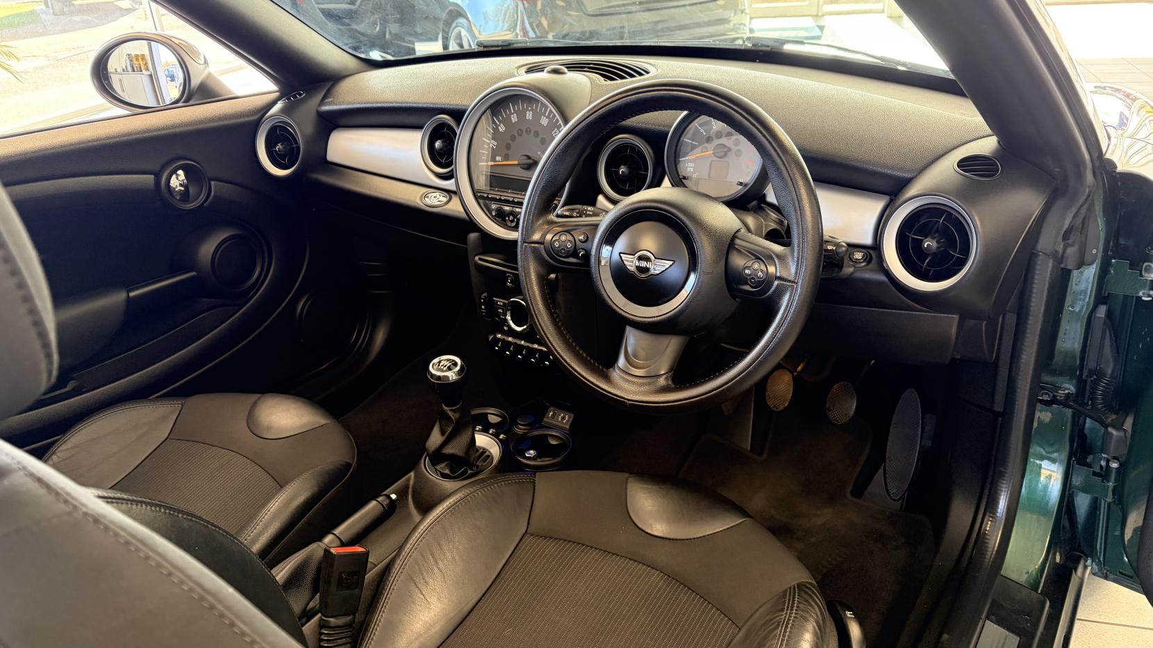 MINI Roadster 1.6 Cooper Convertible 2dr Petrol Manual Euro 6 (s/s) (122 ps)