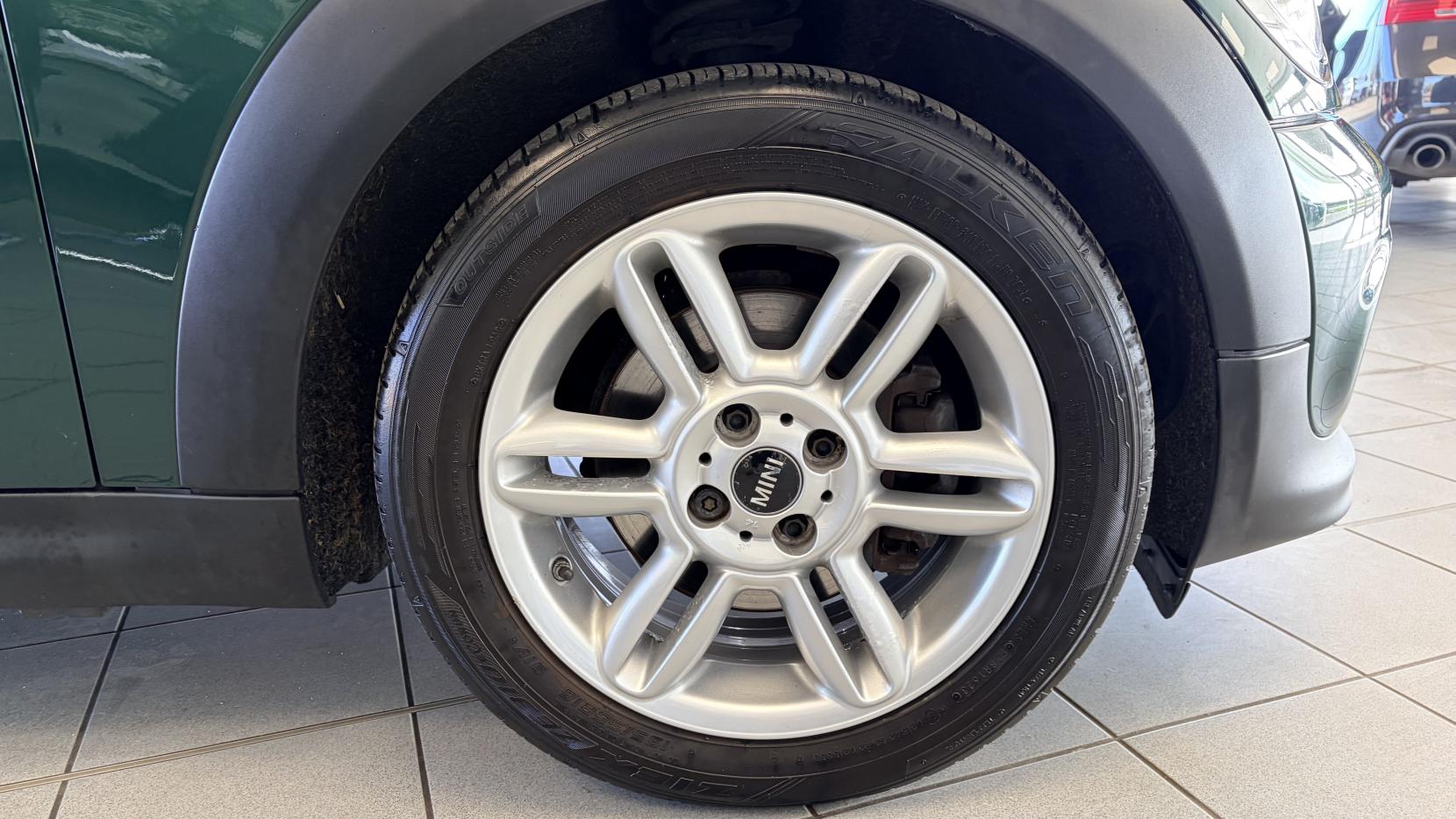 MINI Roadster 1.6 Cooper Convertible 2dr Petrol Manual Euro 6 (s/s) (122 ps)