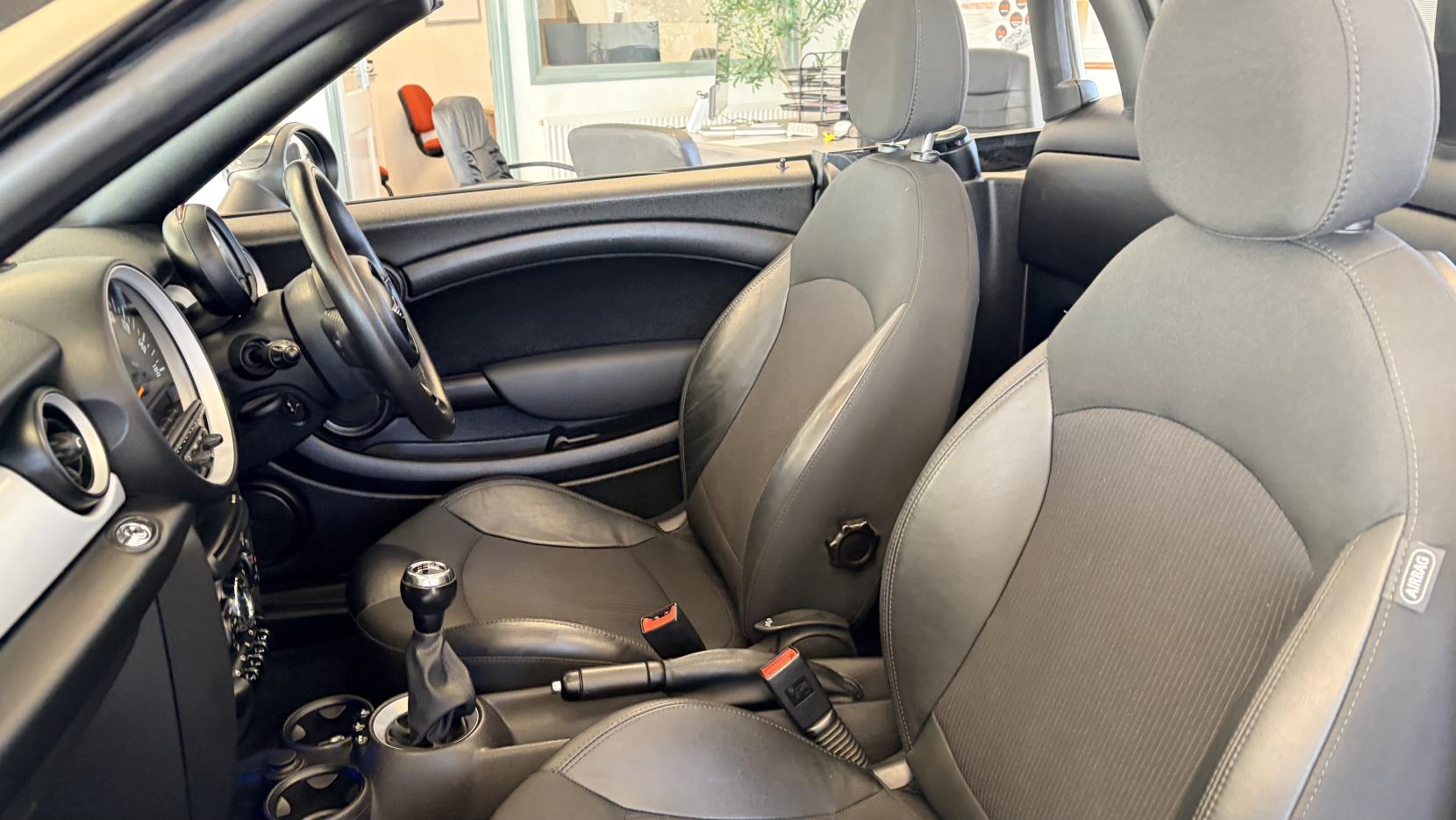 MINI Roadster 1.6 Cooper Convertible 2dr Petrol Manual Euro 6 (s/s) (122 ps)