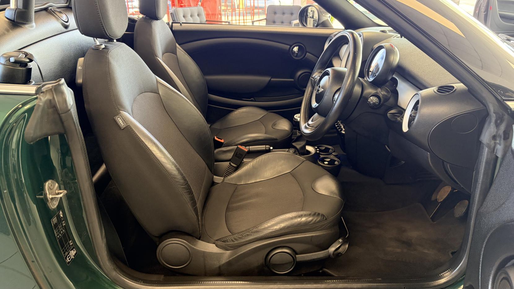 MINI Roadster 1.6 Cooper Convertible 2dr Petrol Manual Euro 6 (s/s) (122 ps)