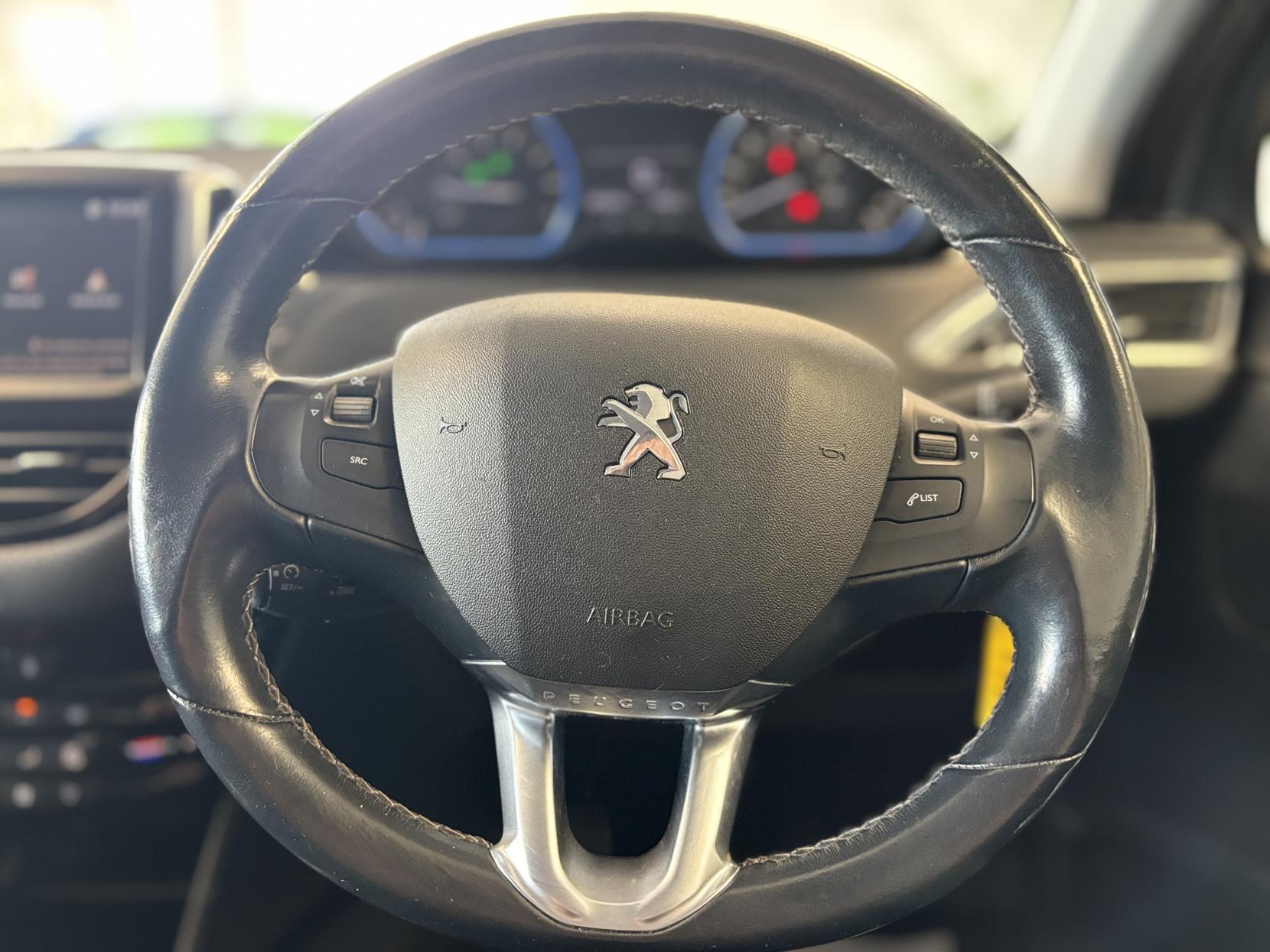 Peugeot 2008 1.2 PureTech Allure SUV 5dr Petrol Manual Euro 6 (82 ps)