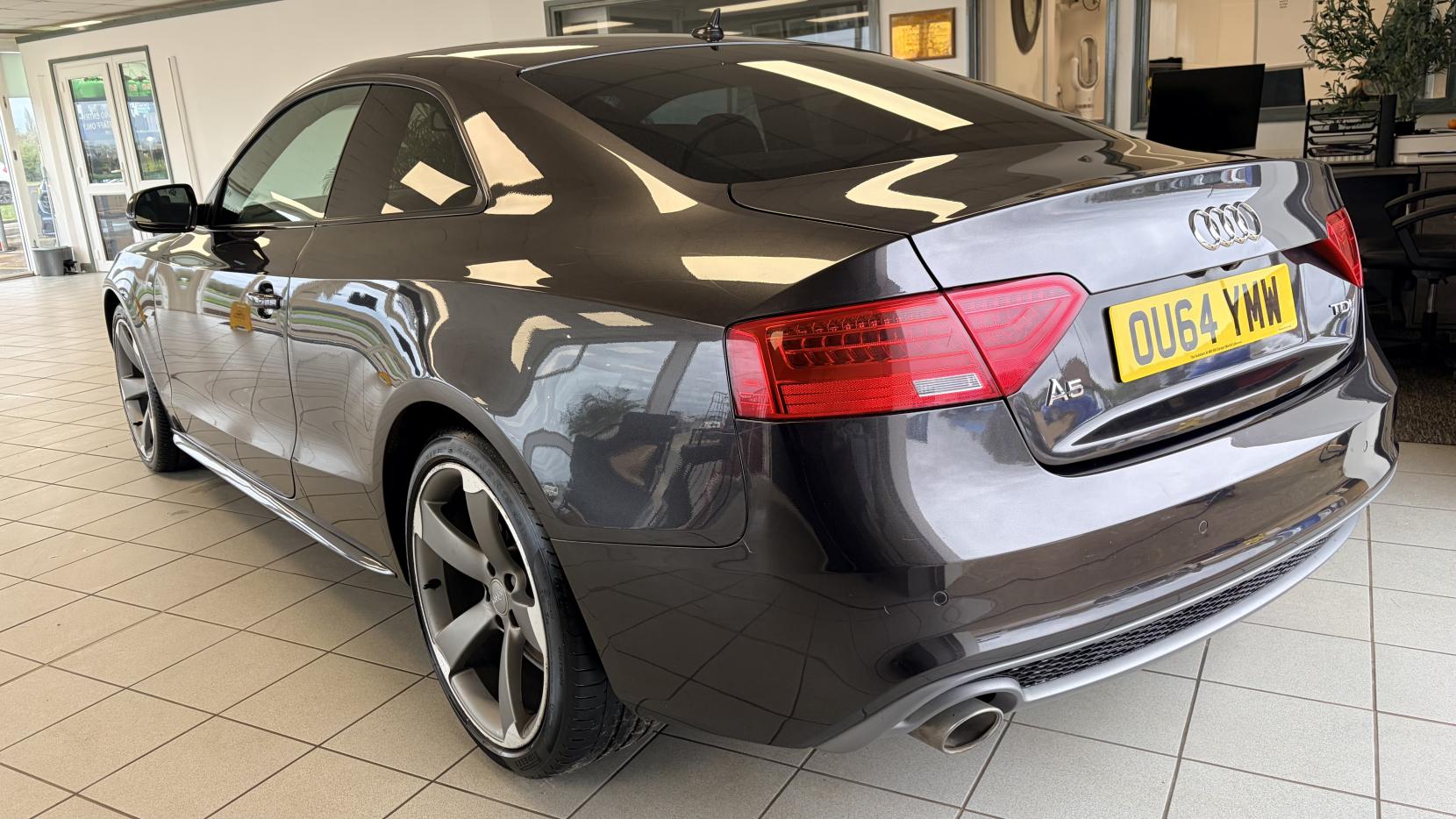 Audi A5 3.0 TDI V6 Black Edition Coupe 2dr Diesel Multitronic Euro 5 (s/s) (204 ps)