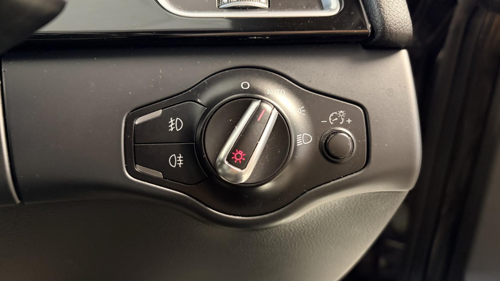 Audi A5 3.0 TDI V6 Black Edition Coupe 2dr Diesel Multitronic Euro 5 (s/s) (204 ps)