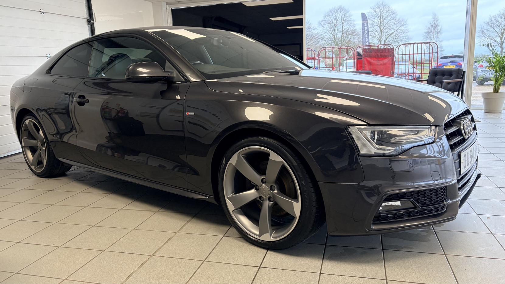 Audi A5 3.0 TDI V6 Black Edition Coupe 2dr Diesel Multitronic Euro 5 (s/s) (204 ps)